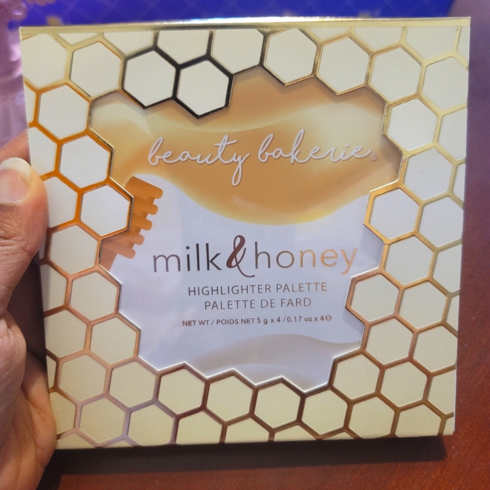 Beauty Bakerie - Milk & Honey - Highlighter Palette